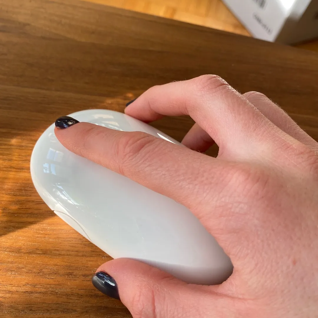 Apple Wireless Mouse photo 4