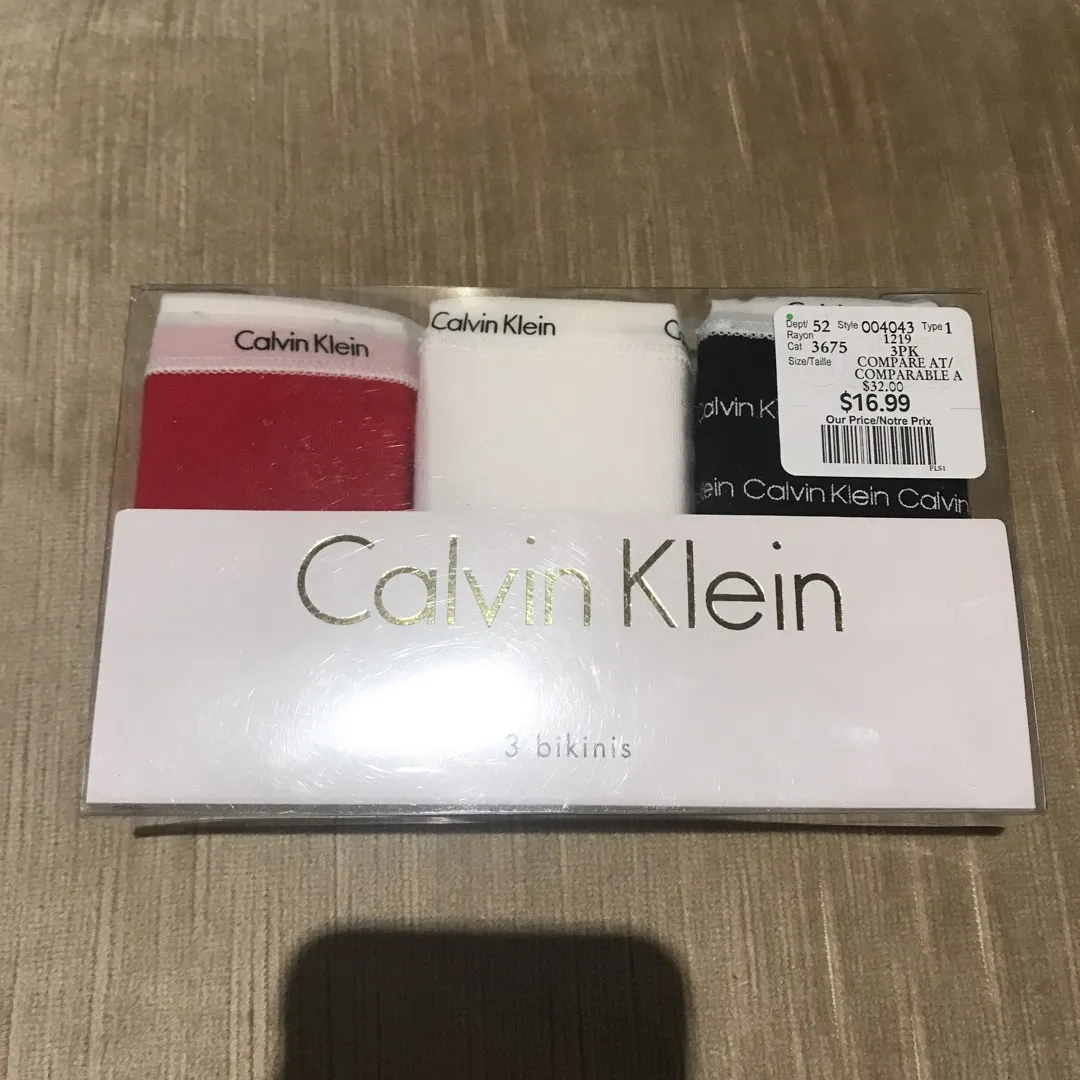 Three Pack Calvin Klein Women’s Underwear photo 1