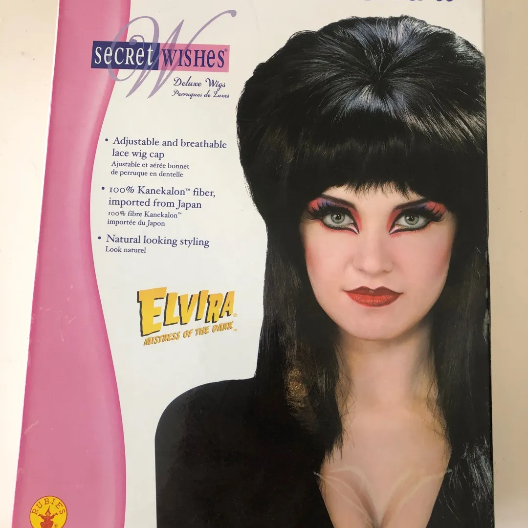 Black Elvira Wig photo 1