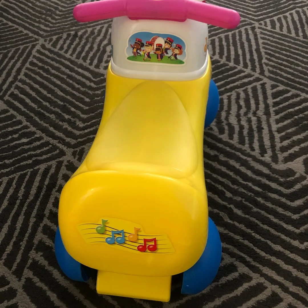 Fisher Price Musical Scooter photo 4