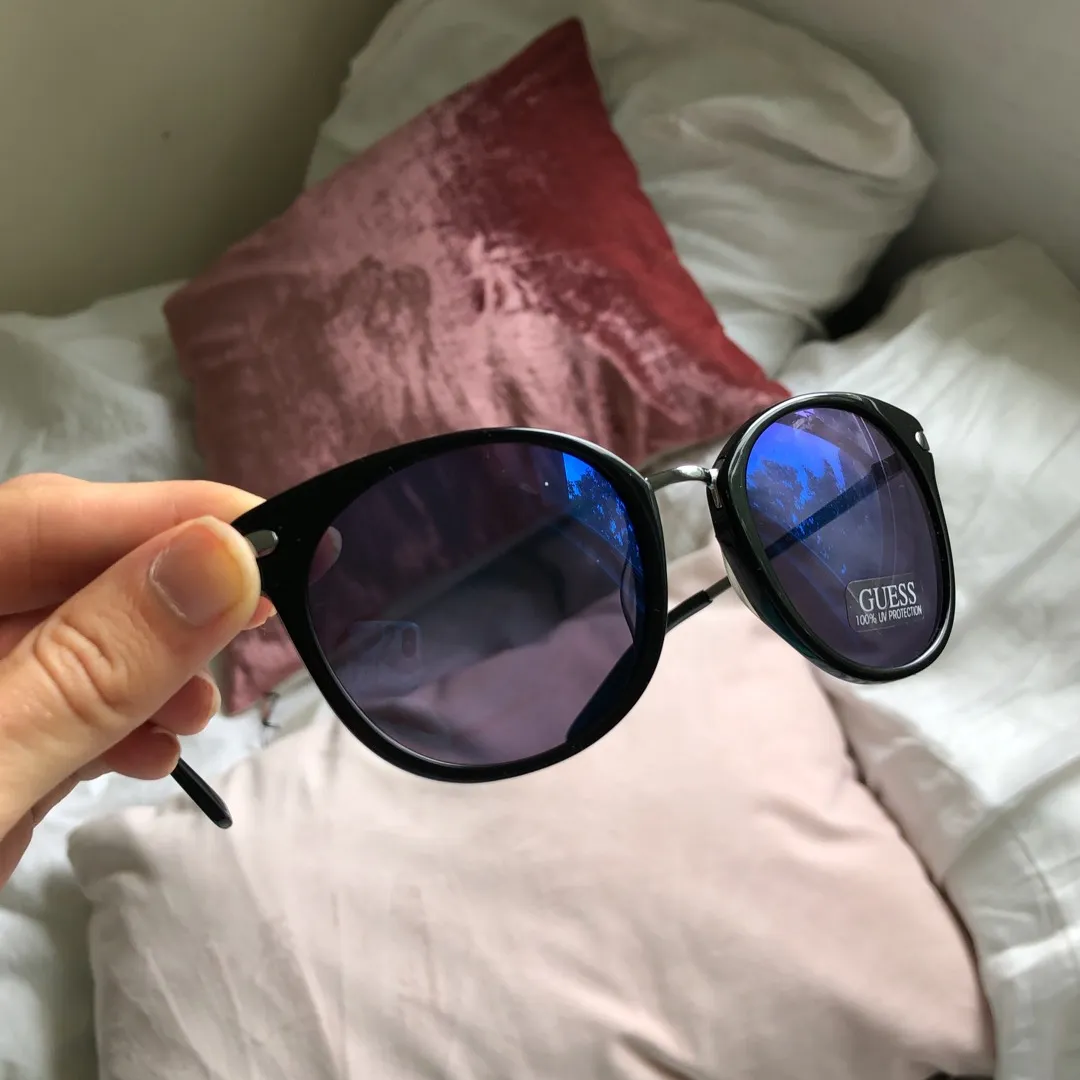 Guess Blue Tint Sunglasses photo 1