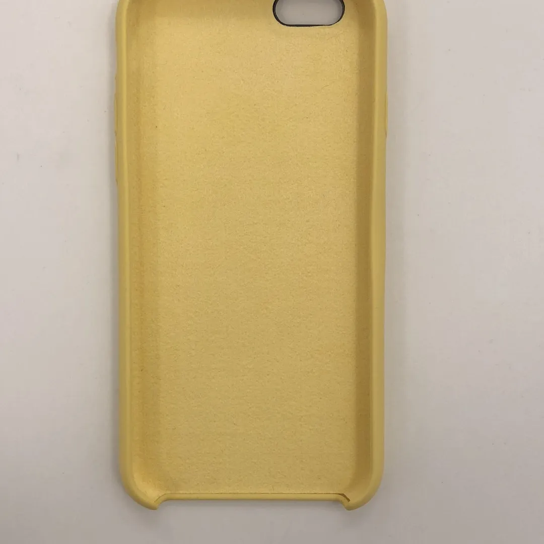 iPhone 6/6s Yellow Silicone Phone Case photo 3