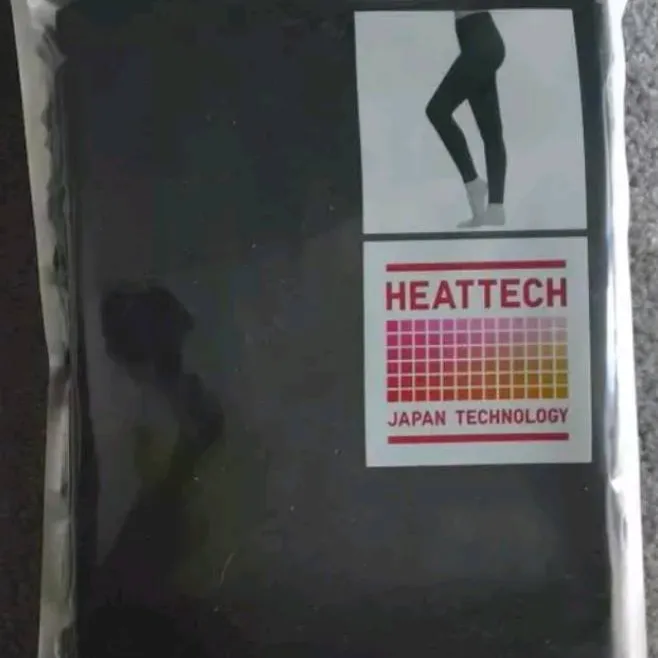 Brand New Black Heattech Leggings Size Small photo 1