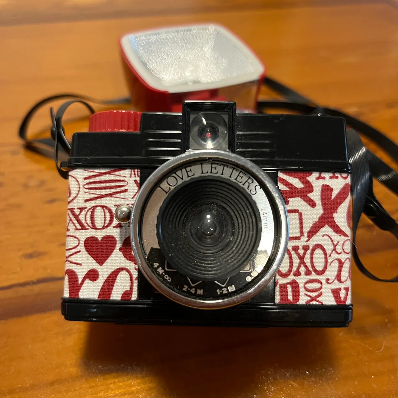Lomography Diana F+ Medium Camera (Love Letters), with Adapters photo 4