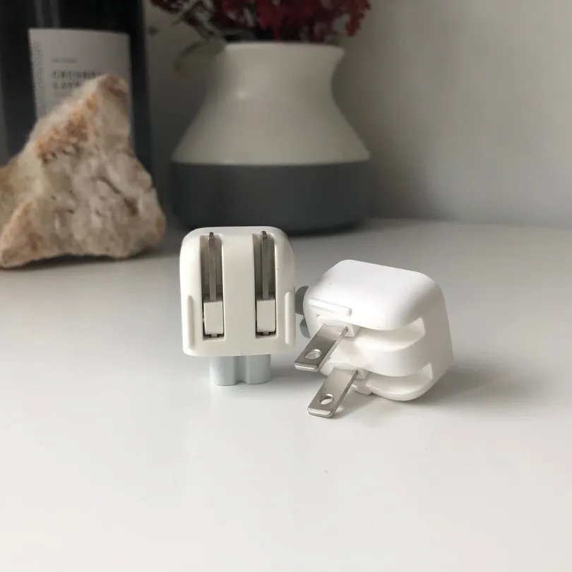 Apple Wall Power Adapter photo 1
