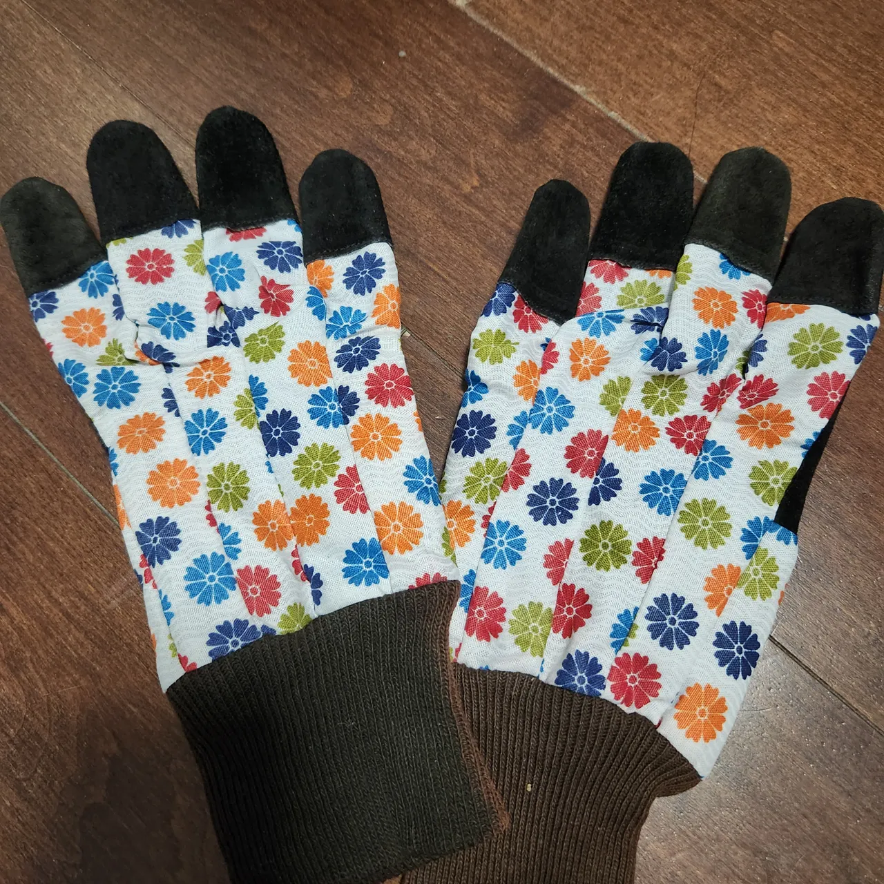 Gardening Gloves Brand New photo 3