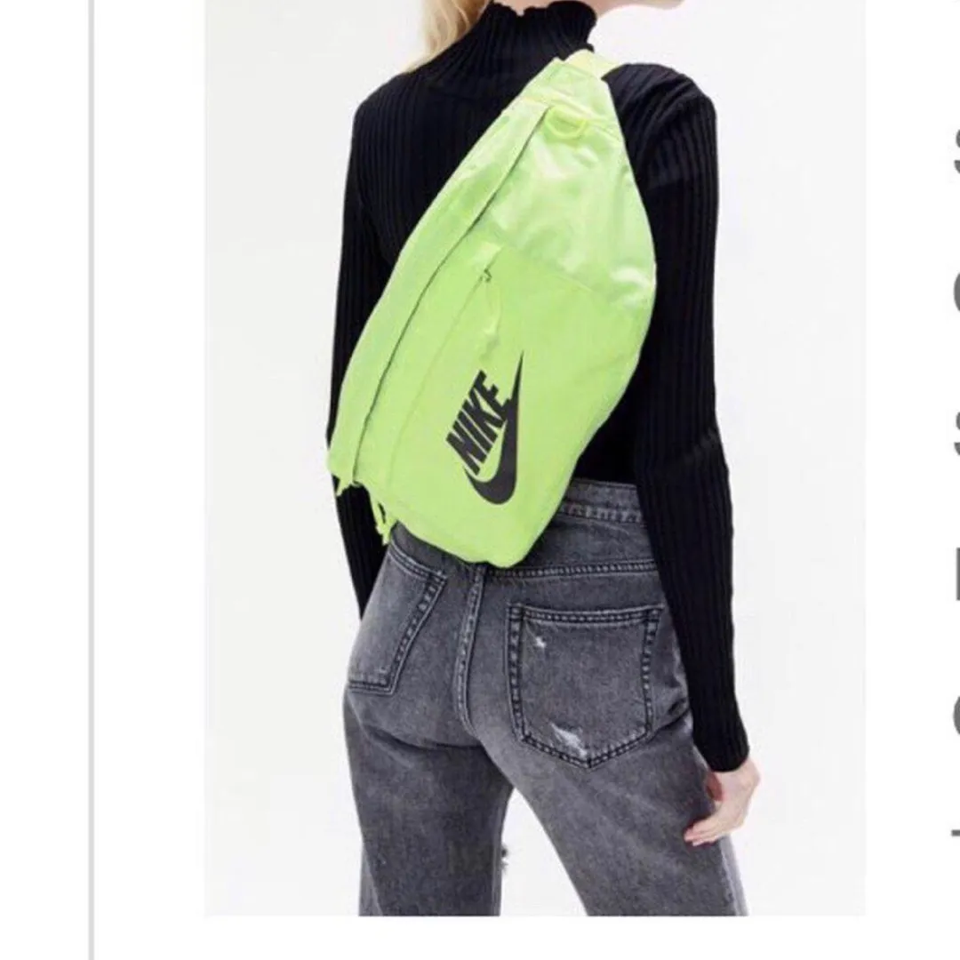 Nike Neon Sling Bag photo 1