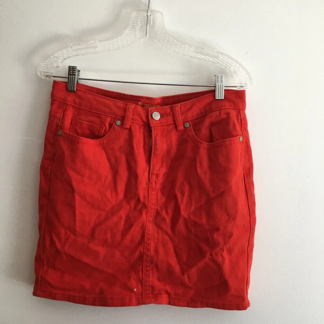red skirt photo 1