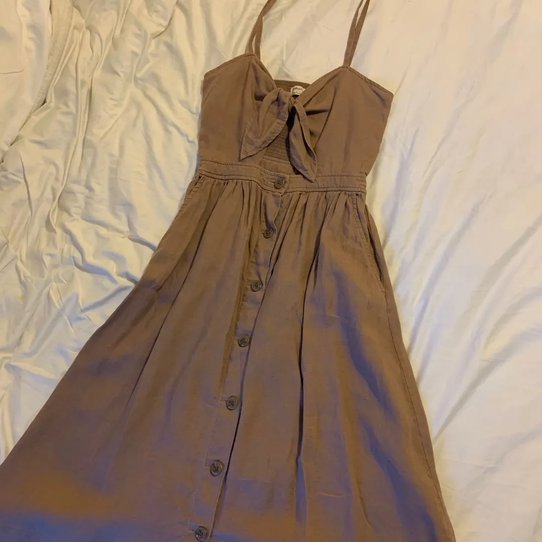 Size 0 Aritzia Adelia Dress photo 4