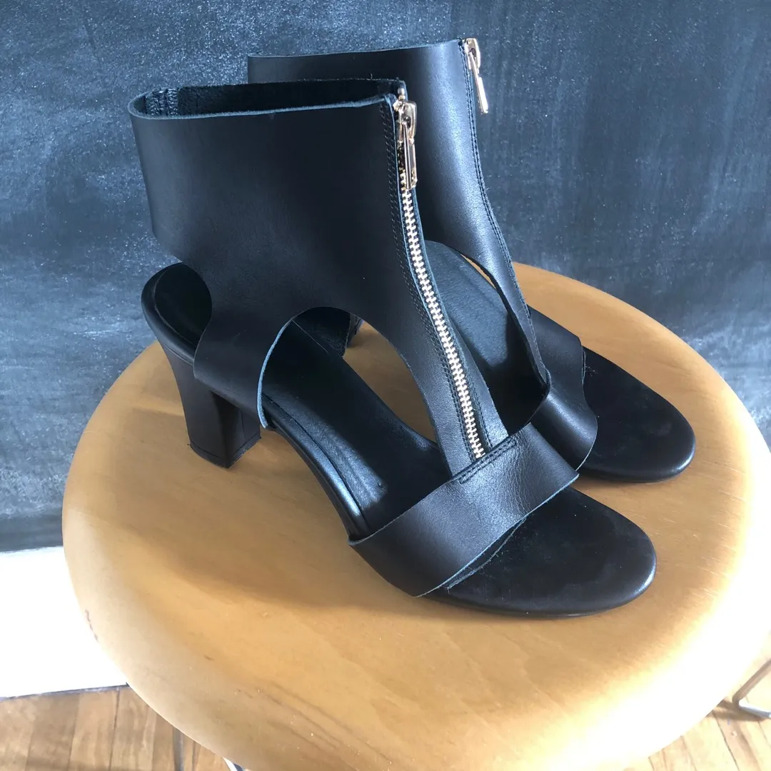 Black Leather Cutout Heels photo 1