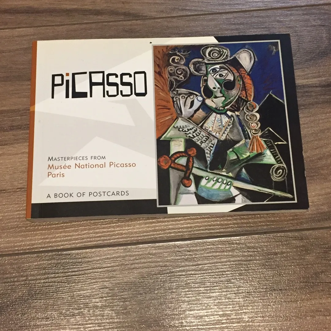 Picasso Postcard Book photo 1