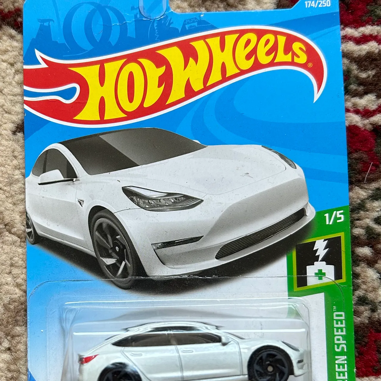 Hot Wheels Tesla model 3 photo 1