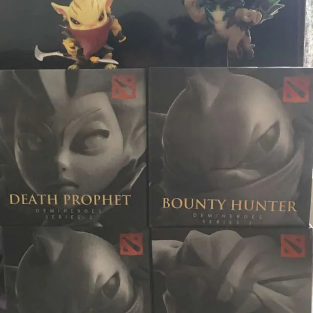Dota 2 Demi Heroes And Other Items photo 1