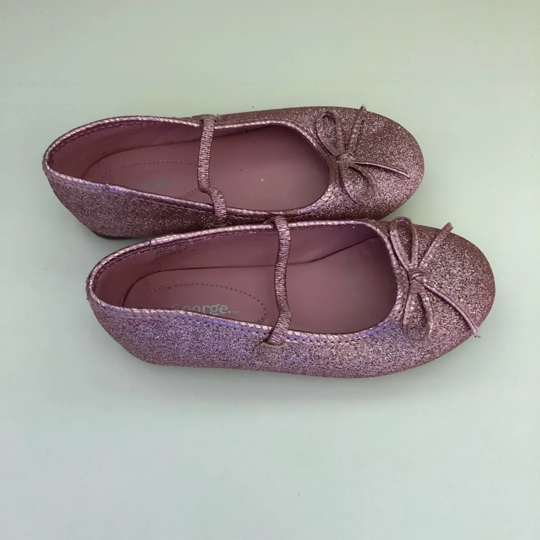 Sparkly Pink Girls Shoes Size 9 photo 4