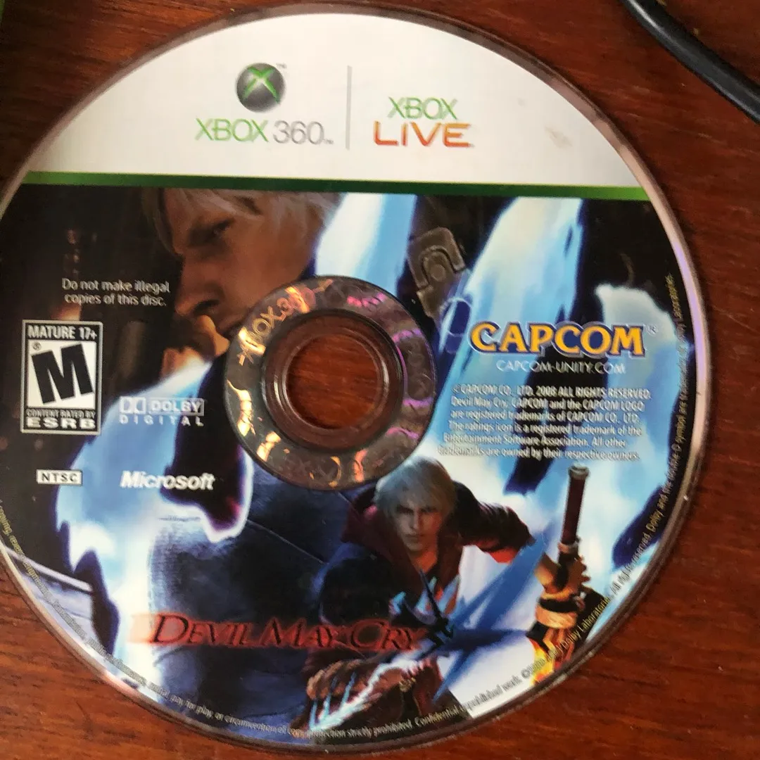 Xbox 360 w/ Controller & Games photo 4