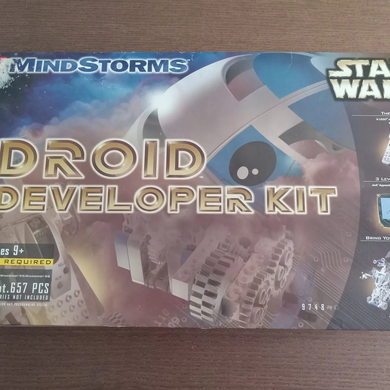 Lego StarWars R2D2 Droid Developer Kit 9748 photo 1