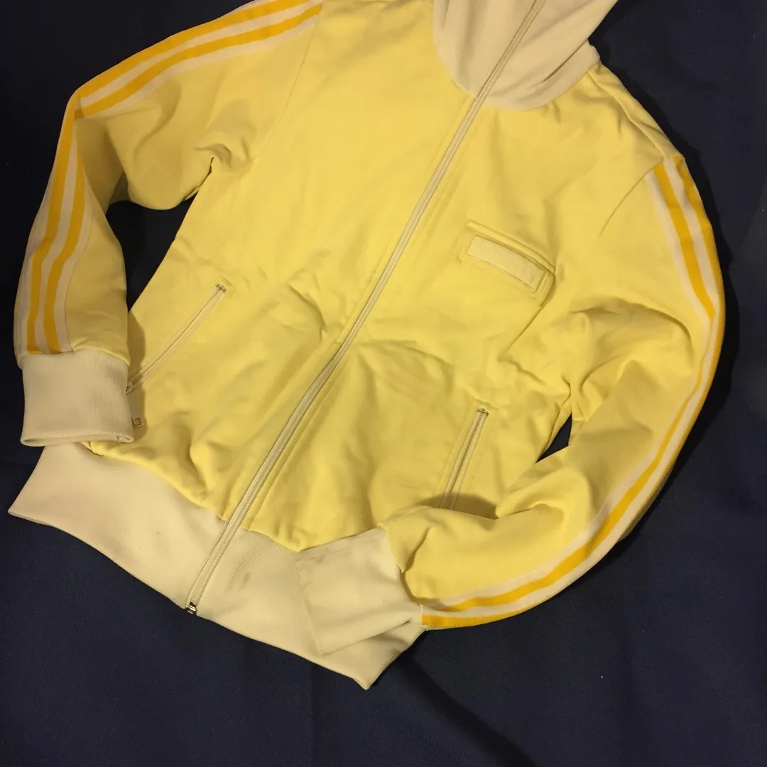 Adidas Classic track Jacket - Medium (women's) Pale Yellow photo 3