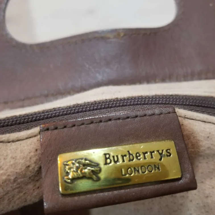 Genuine Vintage burberry Handbag / Clutch photo 4