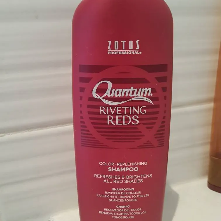 Red Colour Restore Shampoo photo 1