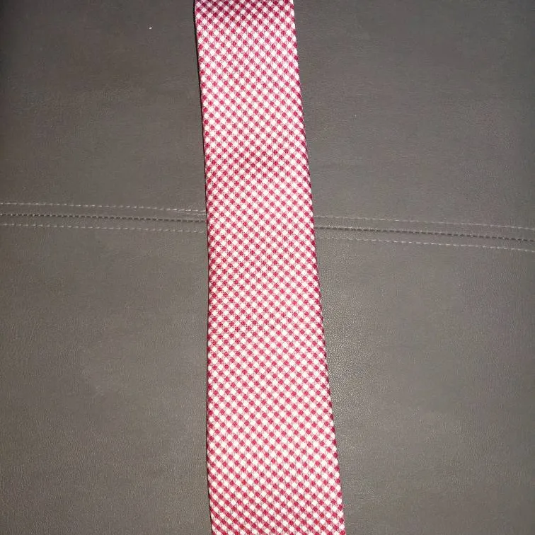 Red Gingham Tie photo 1