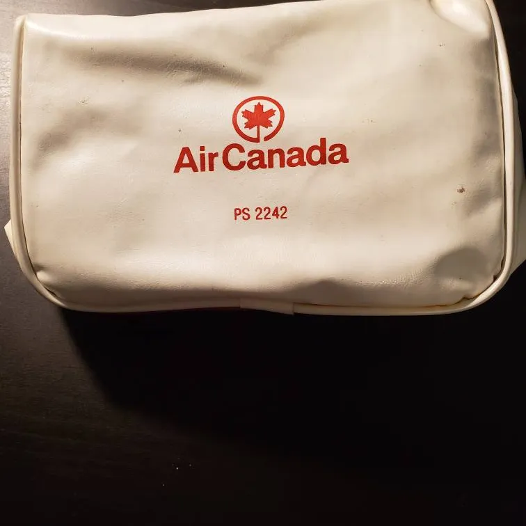 Retro Air Canada First-Aid Kit photo 3