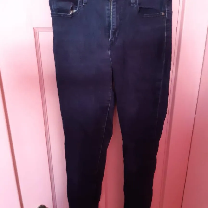 Levis High Rise Skinny photo 1