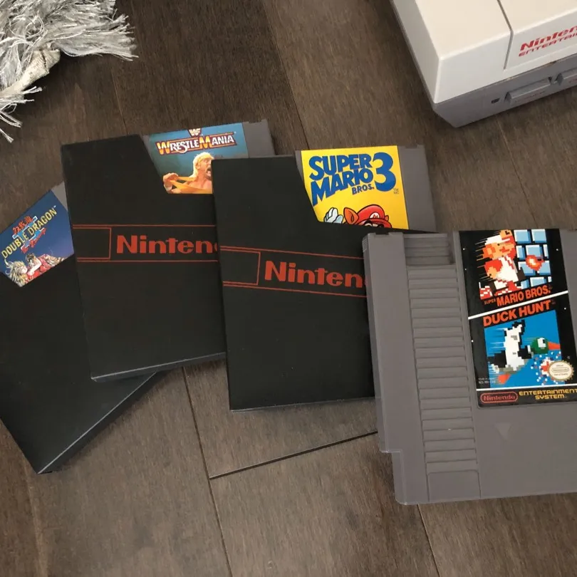 Original NES & 4 Games, 2 Controllers photo 4