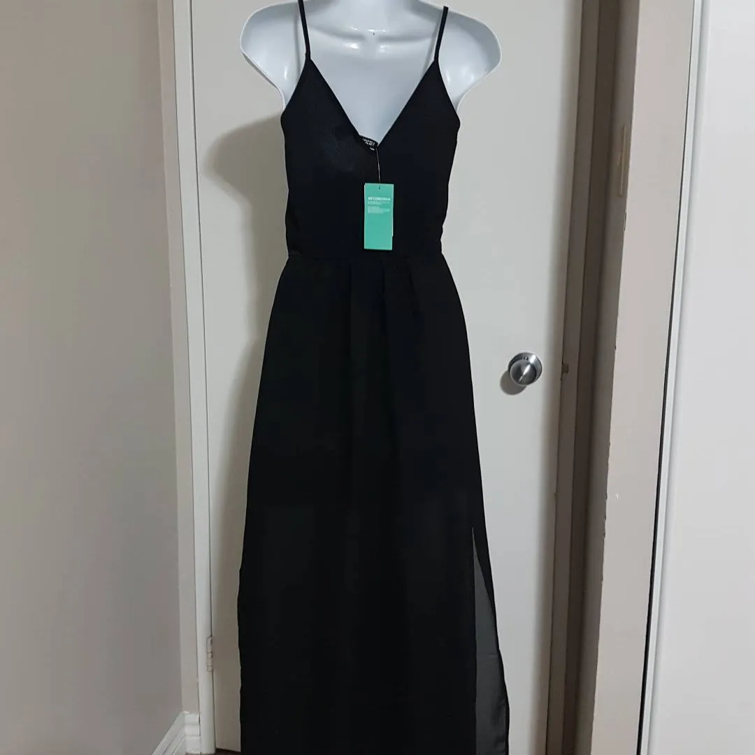 BNWT H&M  Little Black dress.  Size 6 photo 3