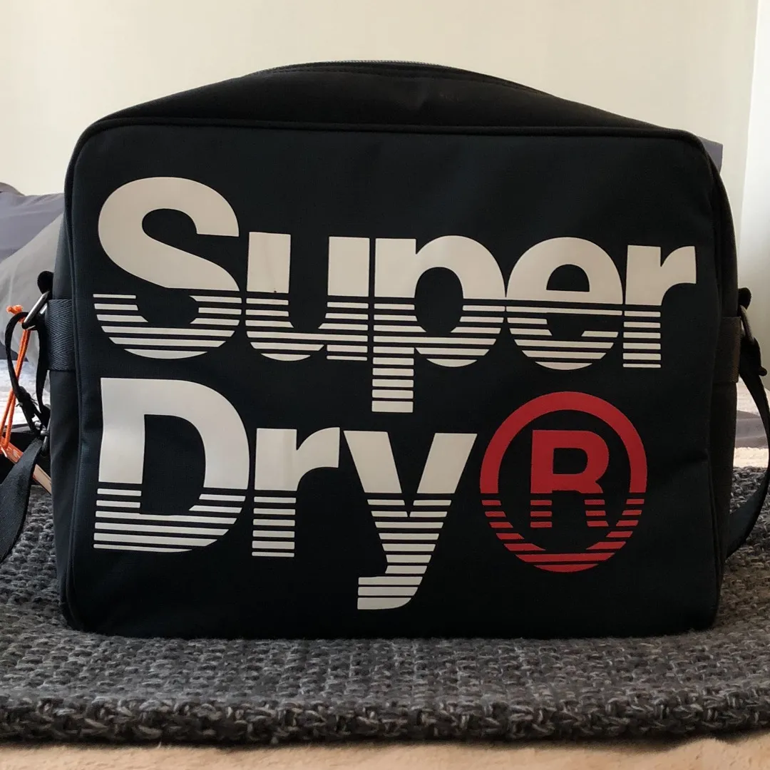 BNWT Superdry Premium Lineman Messenger Bag photo 4