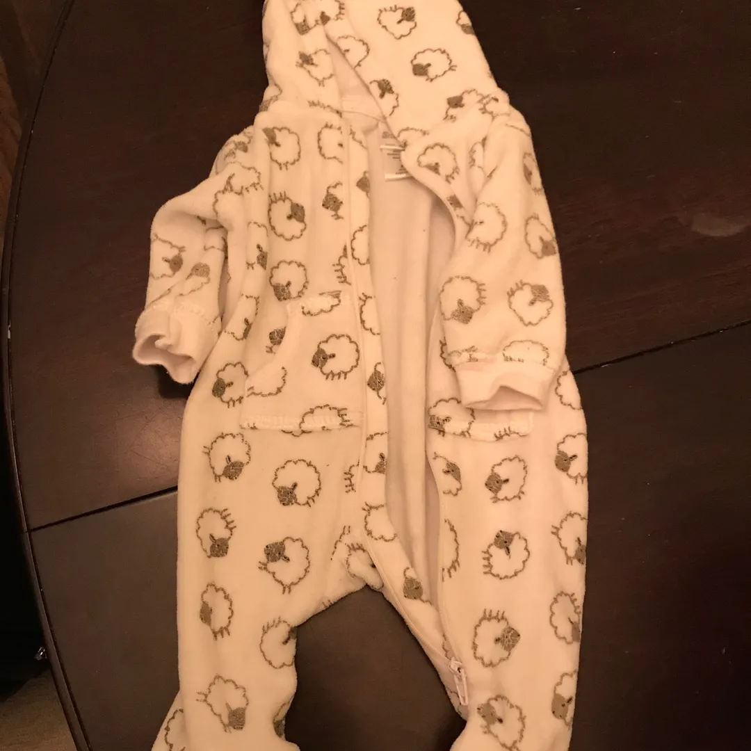 Newborn Sized Clothes photo 1