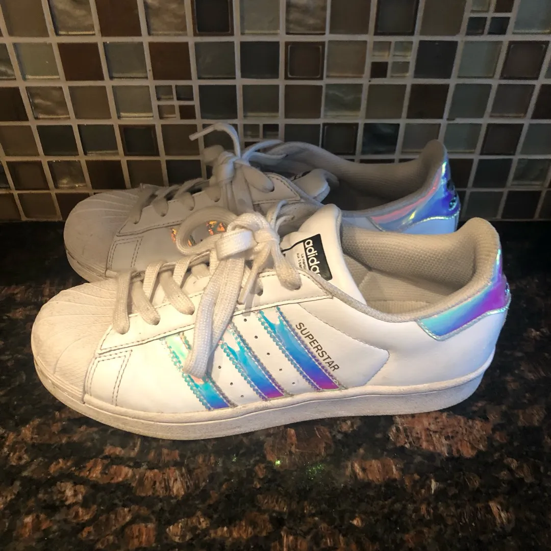 Size 6 Adidas Sneakers With Holographic Stripes photo 1