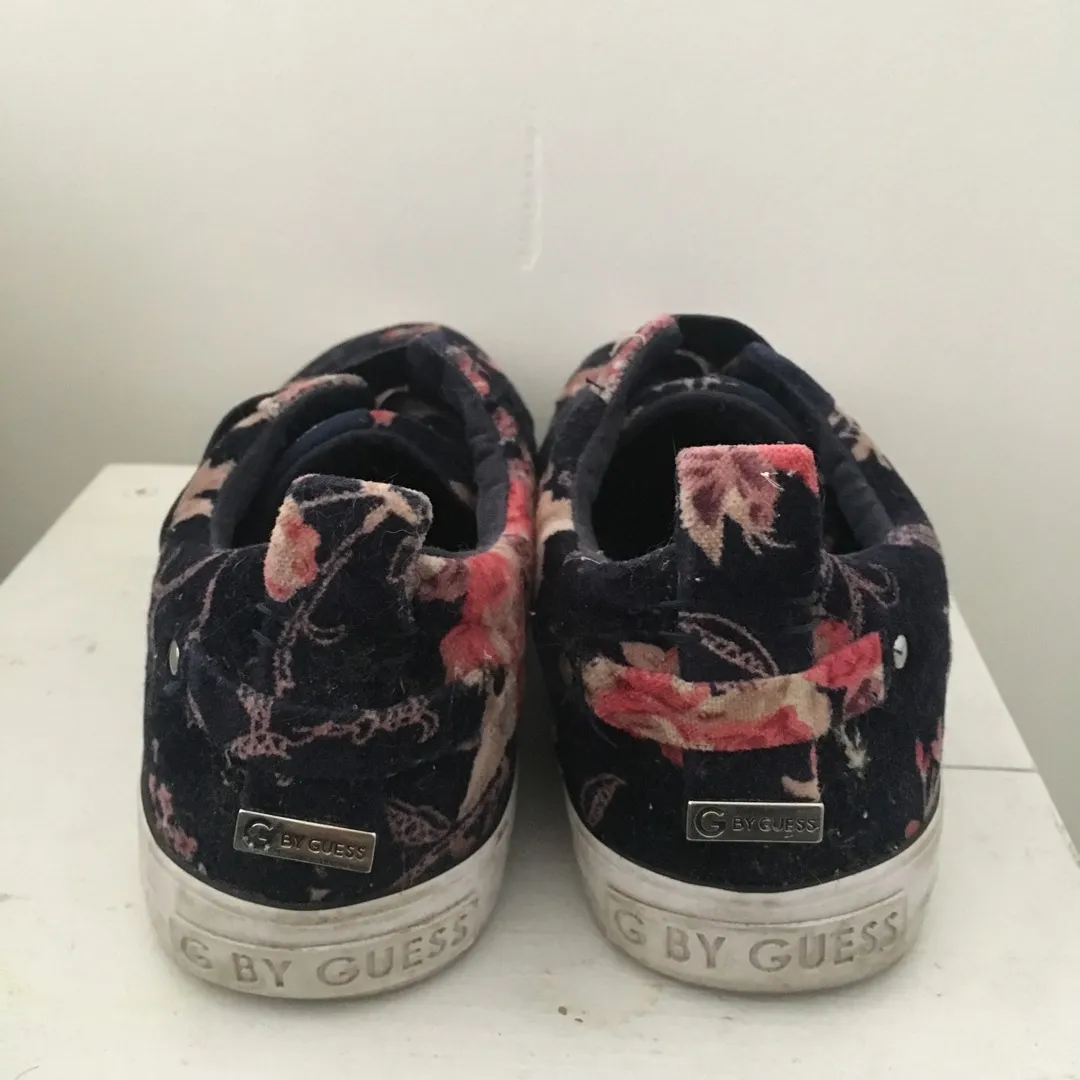 Guess Shoes photo 4