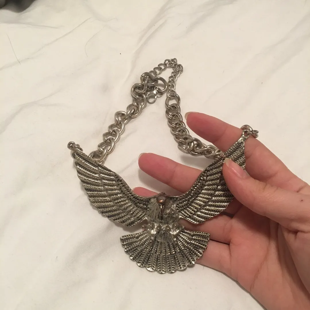 Metal Eagle Necklace photo 1
