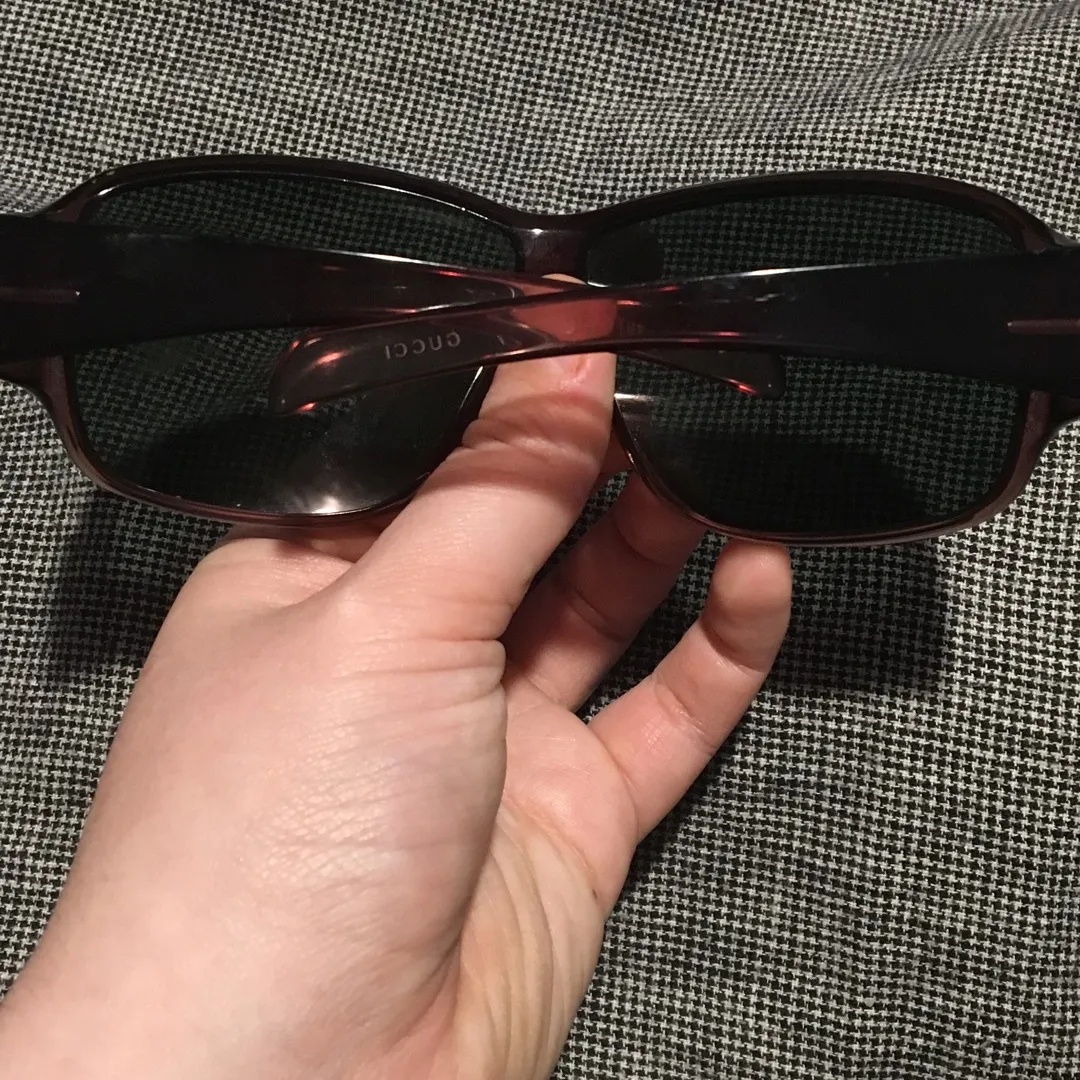 Real Gucci Sunglasses photo 5