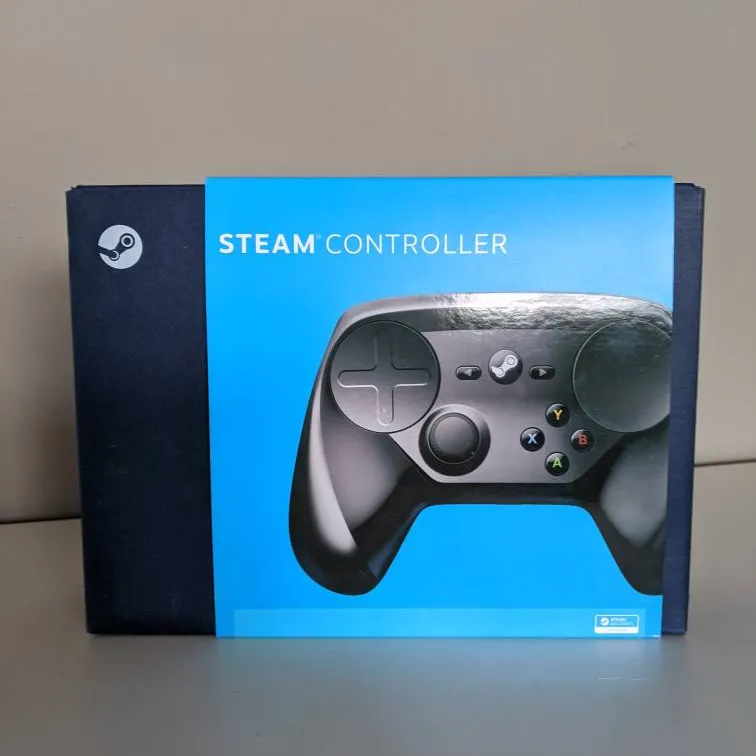 Steam Controller photo 1