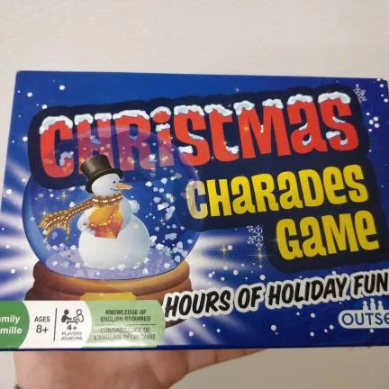Christmas Charades Board Game photo 1