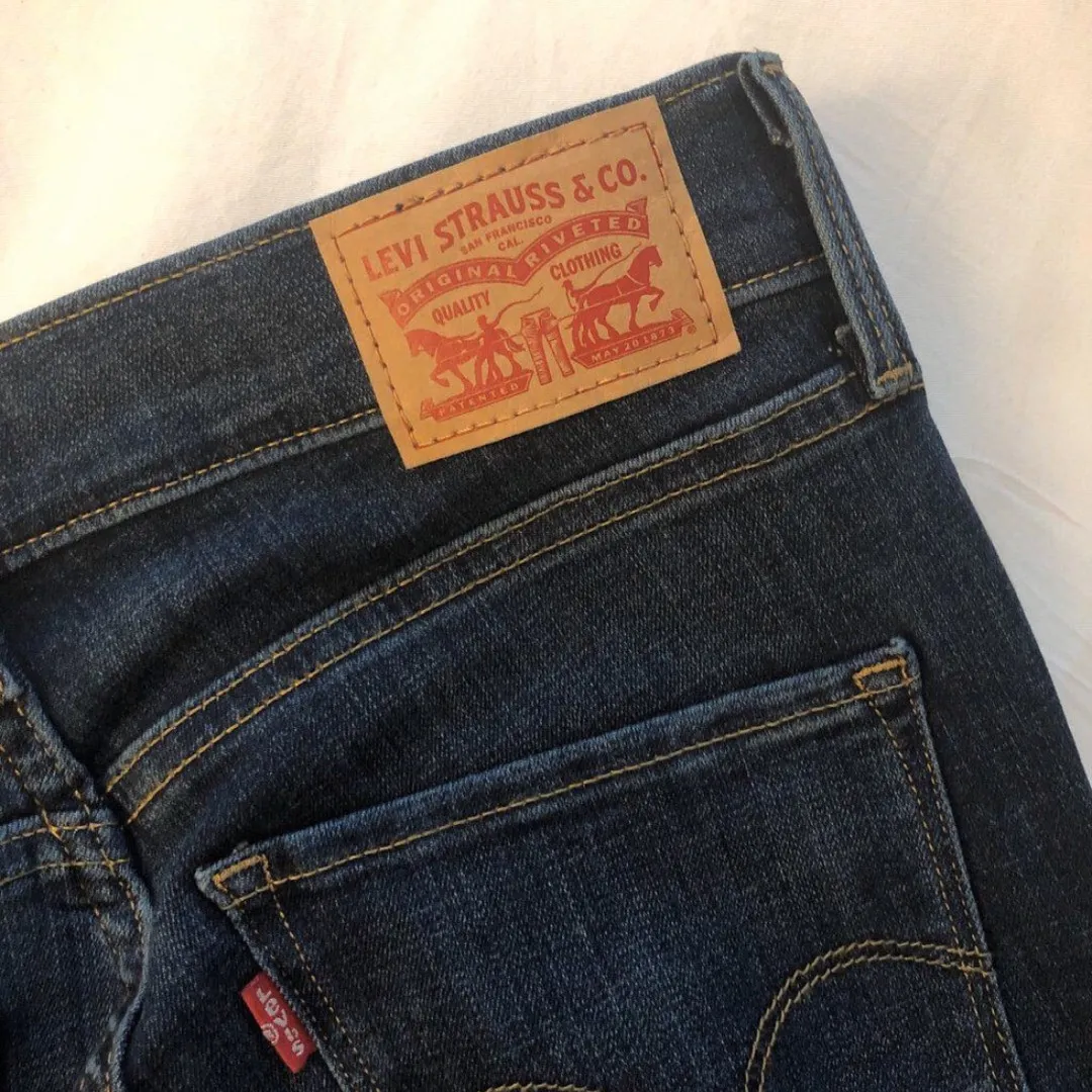 Levi’s Shaping Bootcut - 28 photo 5