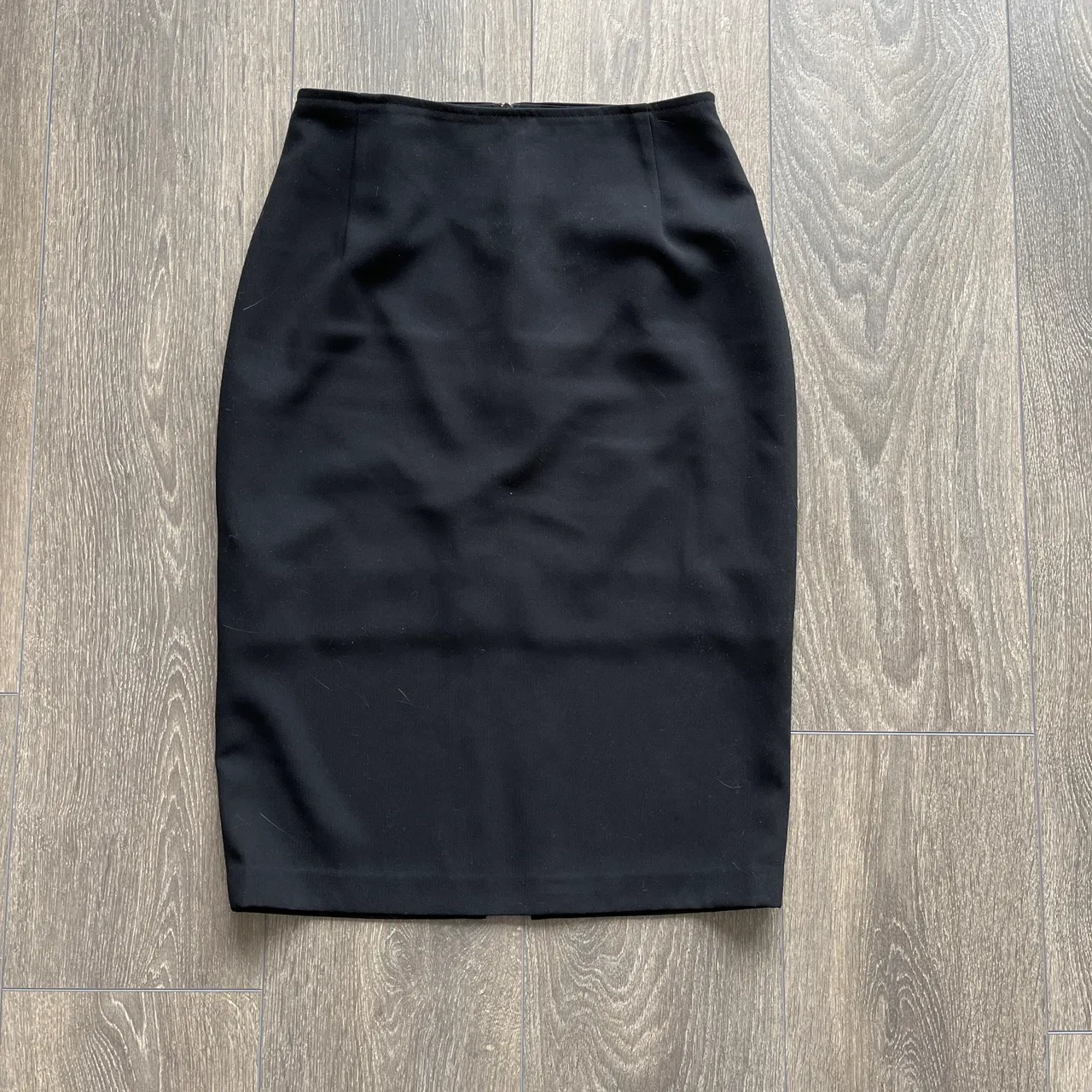 Black pencil skirt photo 1