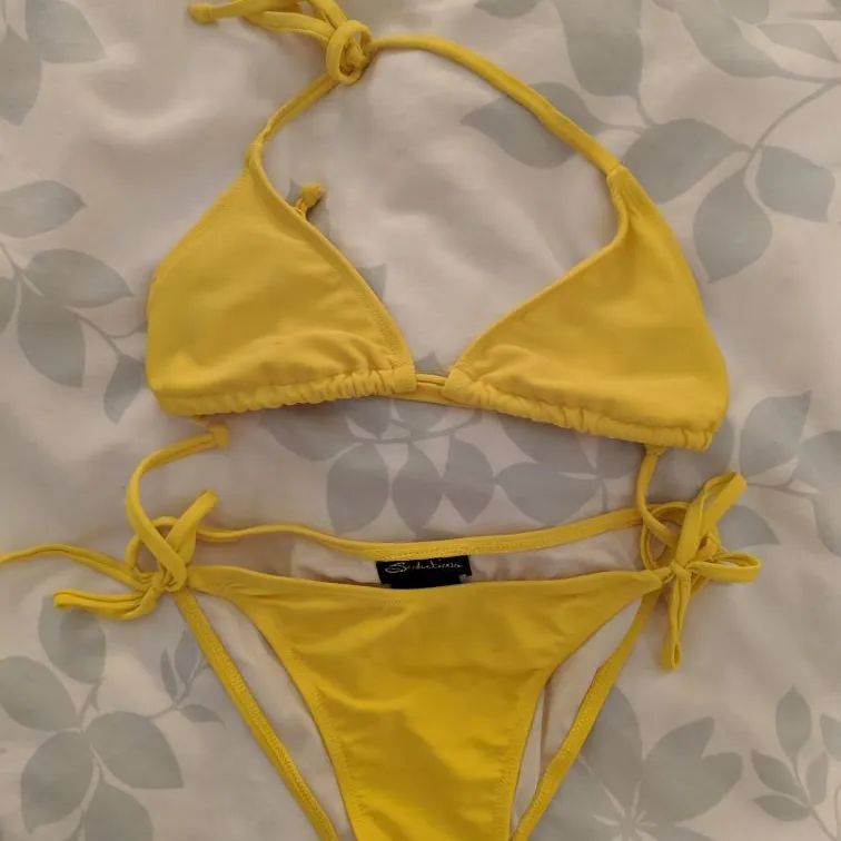Size Small Yellow Bikini Set photo 1