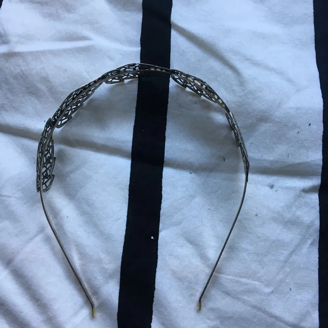 Metal Leaf Headband photo 1