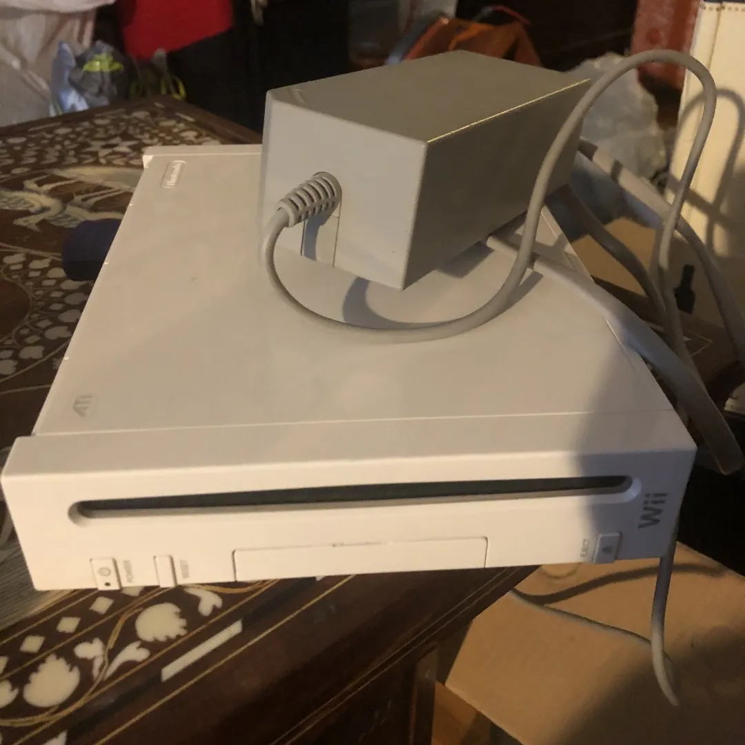Wii Game Console And Power Supply photo 1