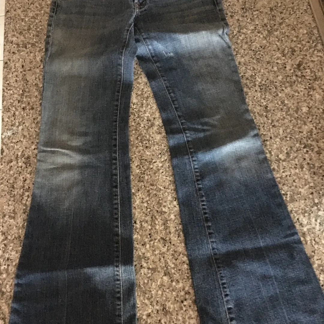 7 For All Mankind. Flare Bottom. Size 27 photo 1