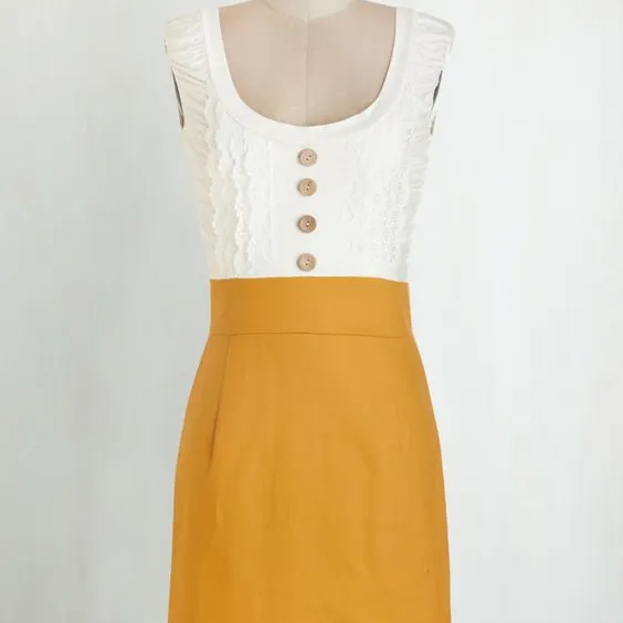 👗Come in Dandy Dress in Mustard - Modcloth Size Small photo 1