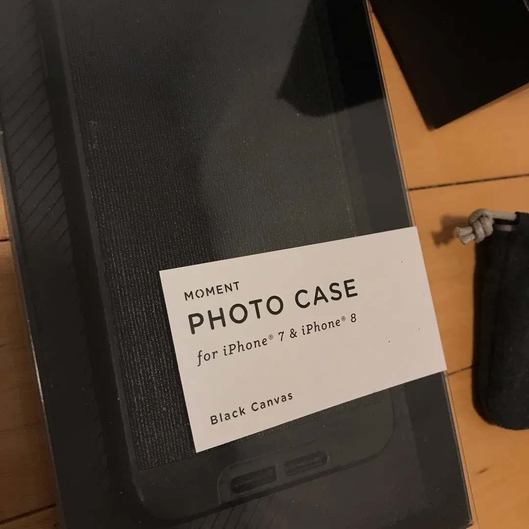 Moment iPhone 7/8 Case (Black canvas) photo 1