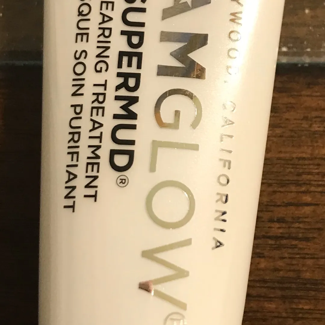 GlamGlow SuperMud Clearing Treatment photo 1