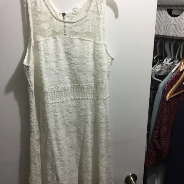 Garage Size M Dress - Never Worn photo 1
