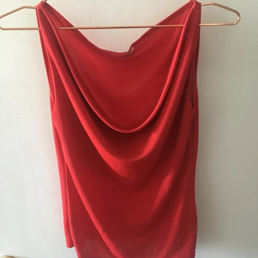 Red Top photo 1