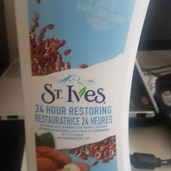 St Ives Restoring Body Lotion photo 1