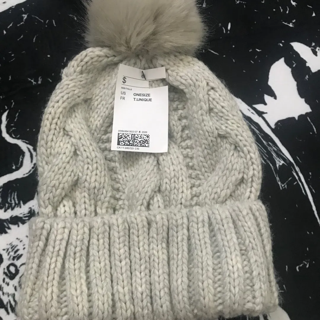 ❄️ Fuzzy Faux Fur Winter Hat ❄️ photo 1