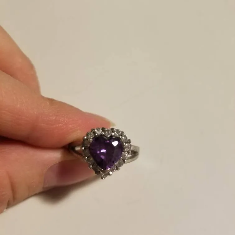 Beautiful Sterling Silver Purple Heart Ring photo 1
